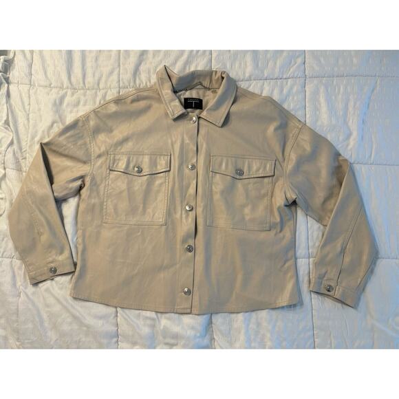 T Tahari Jackets & Blazers - T Tahari Faux Leather Shacket Jacket Shirt Cream Beige Pockets Women's Large